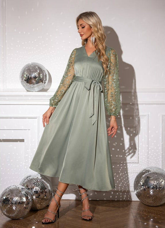 Robe de Soirée Satinée Délicate - gallery 3