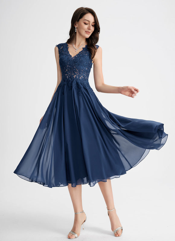 Robe de Soirée Longue Noire Et Blanche Dentelle Mousseline - gallery 1