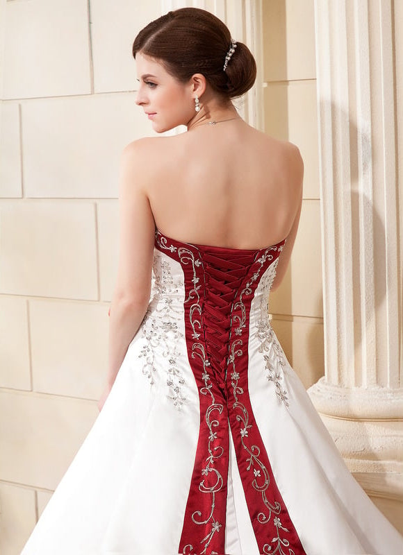 Robe de Soirée Longue Blanche Princesse Traîne Satin Perles - gallery 5