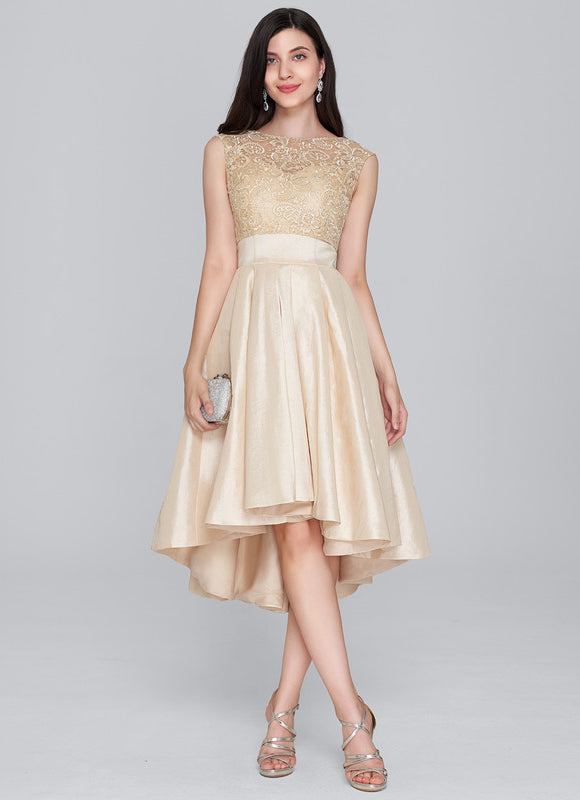 Robe de Soirée Éclat Doré Flottant