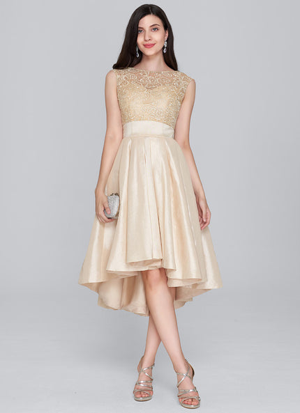 Robe de Soirée Éclat Doré Flottant