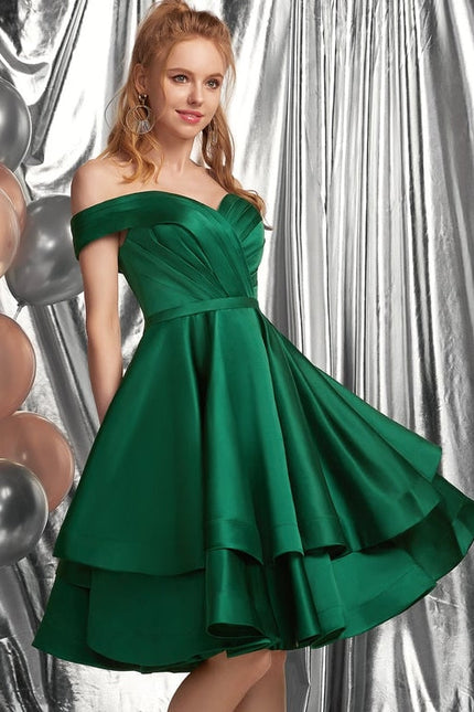 Robe de Soirée Satinée Courte
