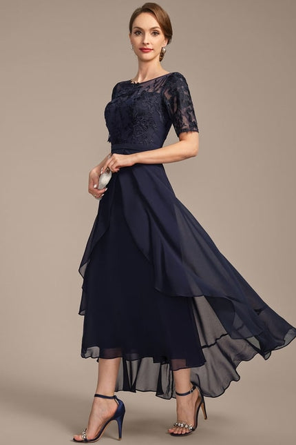 Robe de Soirée Longue Bleu Marine En Dentelle Et Mousseline - gallery 3