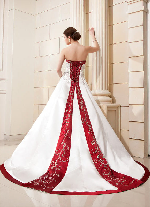 Robe de Soirée Longue Blanche Princesse Traîne Satin Perles - gallery 3