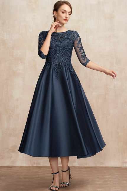 Robe de Soirée Longue Bleue Satin Dentelle Paillettes