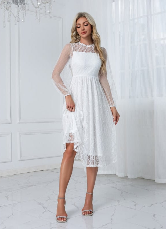 Robe De Soirée En Dentelle Classe Chic Et Glamour - gallery 4