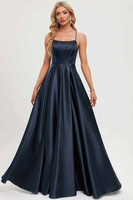 Robe de Soirée Satin Monochrome