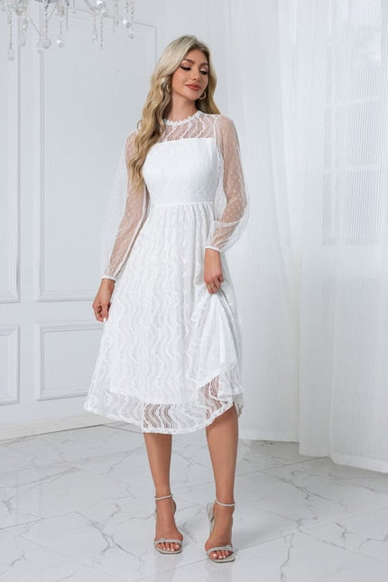 Robe De Soirée En Dentelle Classe Chic Et Glamour - gallery 1