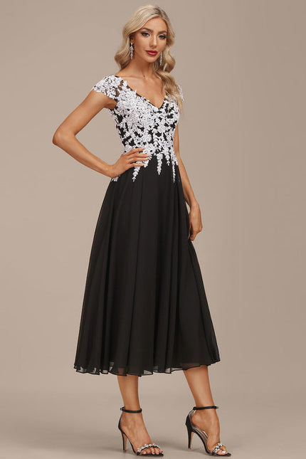 Robe de Soirée Longue Noire Et Blanche Dentelle Mousseline - gallery 3