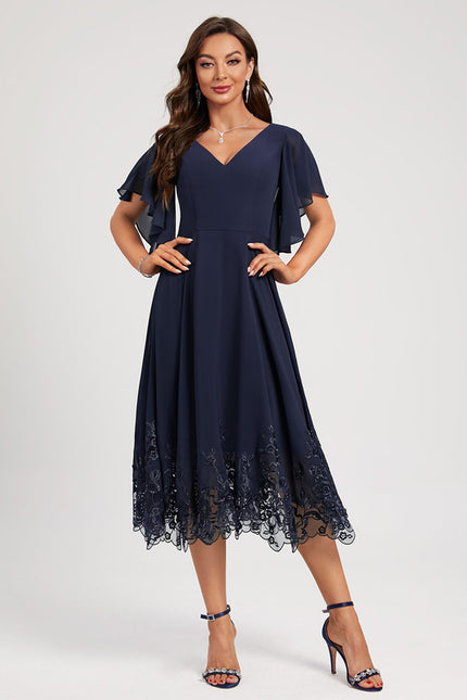 Robe de Soirée Longue Bleue En Dentelle Et Mousseline - gallery 6