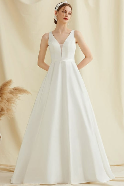 Robe de Soirée Élégance Minimaliste - gallery 3