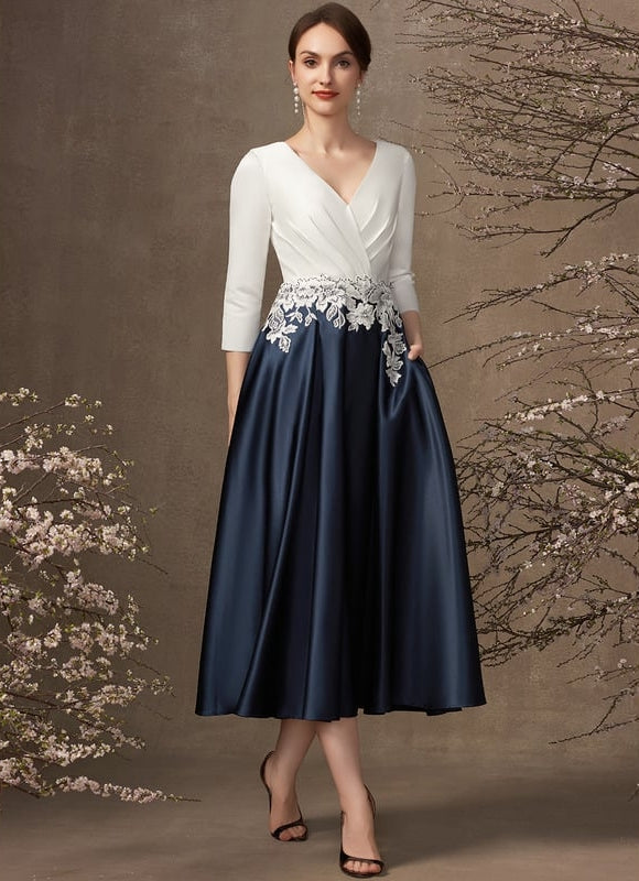 Robe de Soirée Longue Blanche Et Bleue Satin À Dentelle - gallery 1