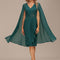 Robe de Soirée Longue Émeraude Avec Cape Et Détails Pailletés