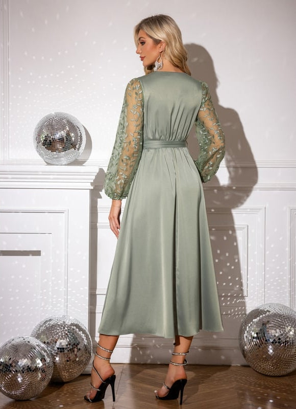 Robe de Soirée Satinée Délicate - gallery 1