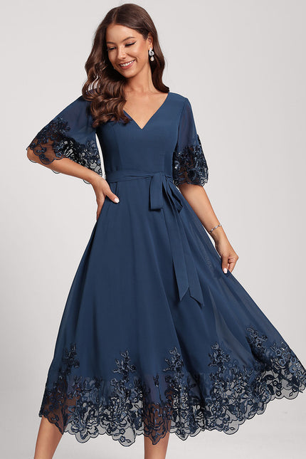 Robe de Soirée Longue Bleue En Dentelle Et Mousseline