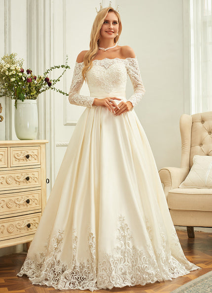 Robe de Soirée Éclat Satiné Élégant