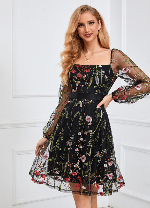 Robe de Soirée Brodée Chic - gallery 9