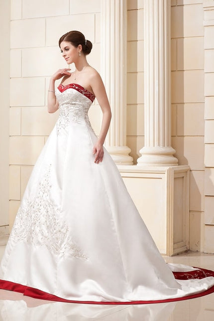 Robe de Soirée Longue Blanche Princesse Traîne Satin Perles - gallery 2