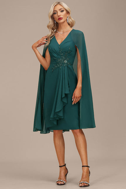 Robe de Soirée Longue Émeraude Avec Cape Et Détails Pailletés - gallery 1