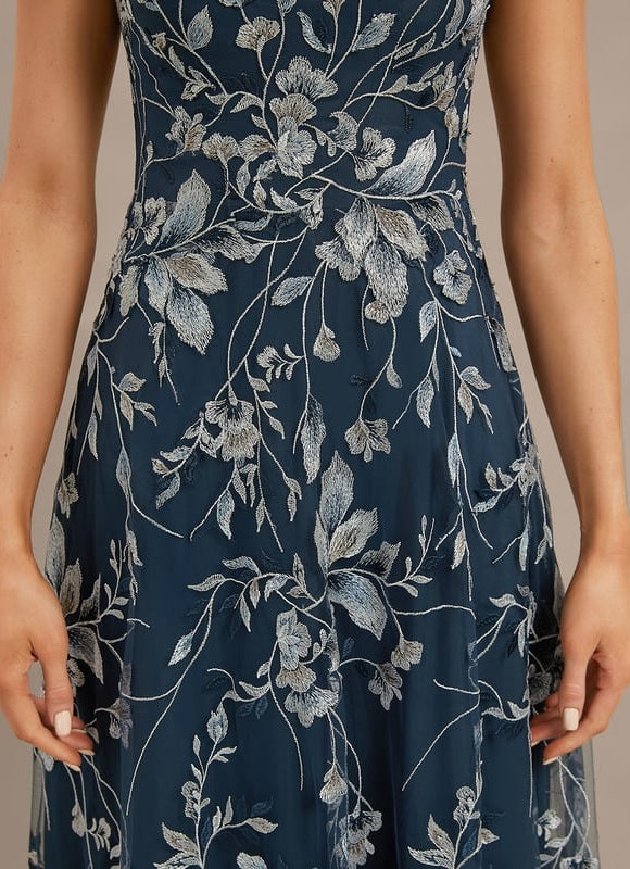 Robe de Soirée Floral Noir Chic - gallery 7