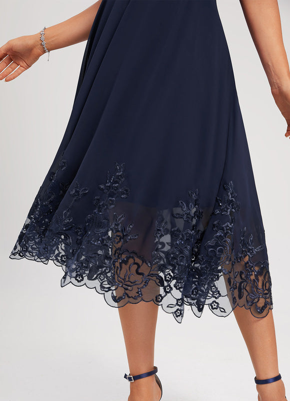 Robe de Soirée Longue Bleue En Dentelle Et Mousseline - gallery 4