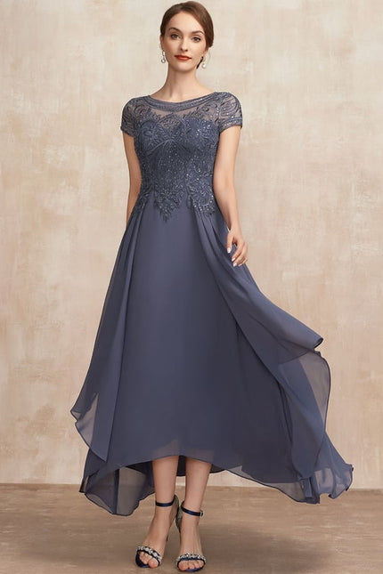 Robe de Soirée Élégance Ondoyante
