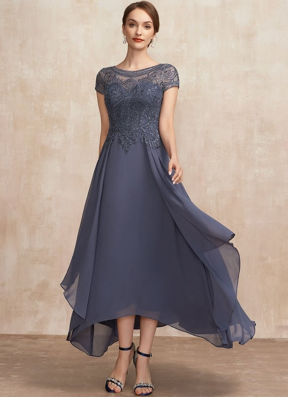 Robe de Soirée Élégance Ondoyante