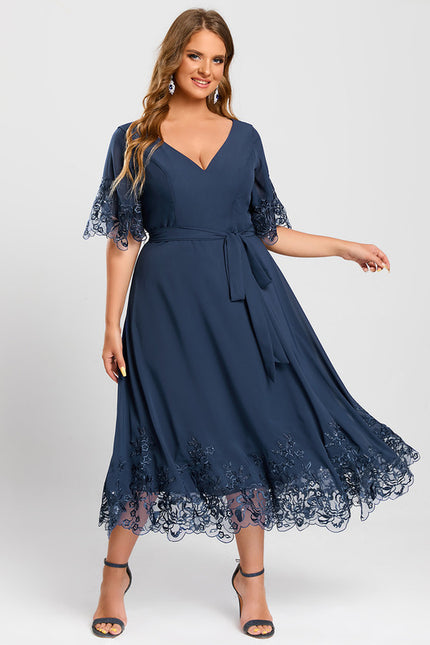 Robe de Soirée Longue Bleue En Dentelle Et Mousseline - gallery 7