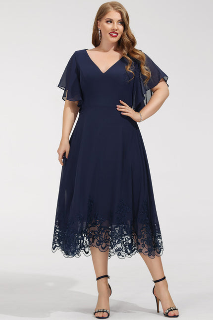 Robe de Soirée Longue Bleue En Dentelle Et Mousseline - gallery 8