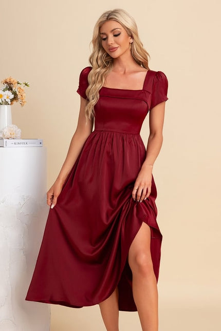 Robe de Soirée Élégance Pourpre Sereine