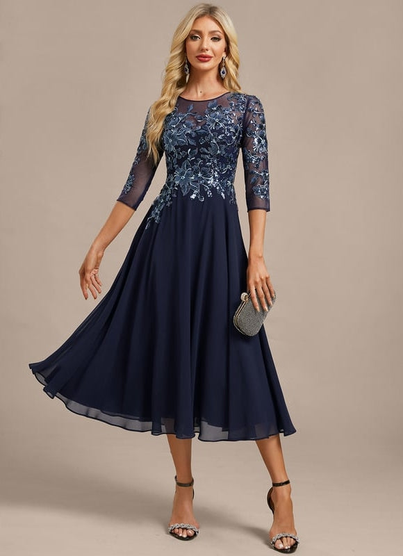 Robe de Soirée Élégance Marine Satinée