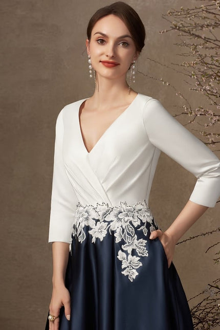 Robe de Soirée Longue Blanche Et Bleue Satin À Dentelle - gallery 2