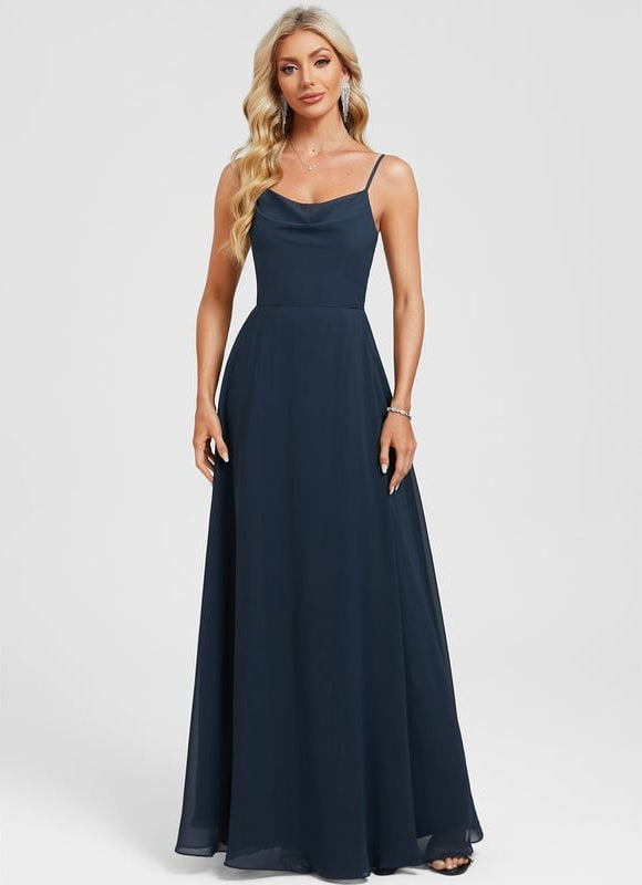 Robe de Soirée Fluide Chic