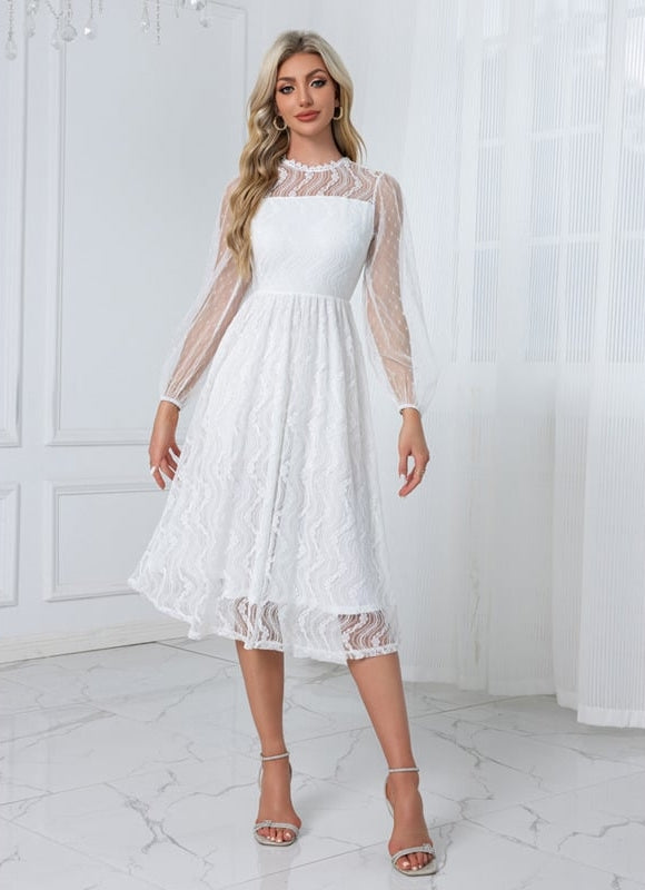 Robe De Soirée En Dentelle Classe Chic Et Glamour