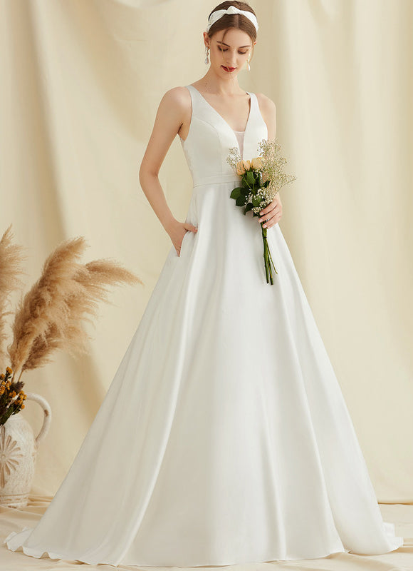 Robe de Soirée Élégance Minimaliste