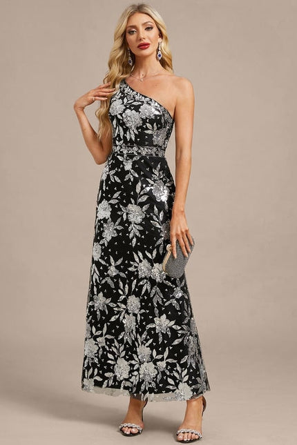 Robe de Soirée Noire Étoilée