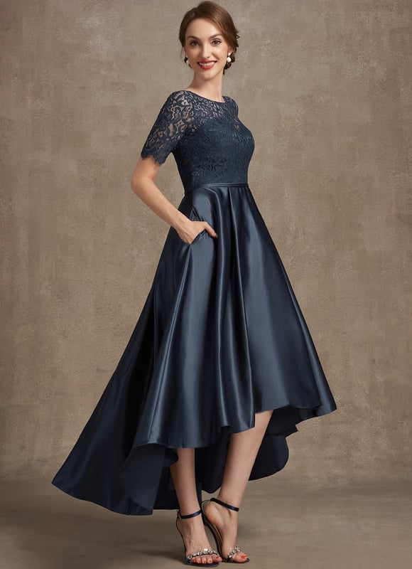 Robe de Soirée Longue Bleu Satiné Dentelle.