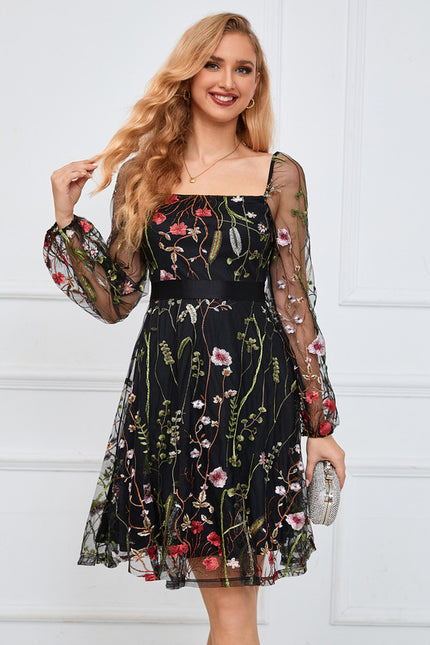Robe de Soirée Brodée Chic - gallery 8