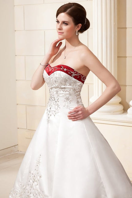 Robe de Soirée Longue Blanche Princesse Traîne Satin Perles - gallery 4