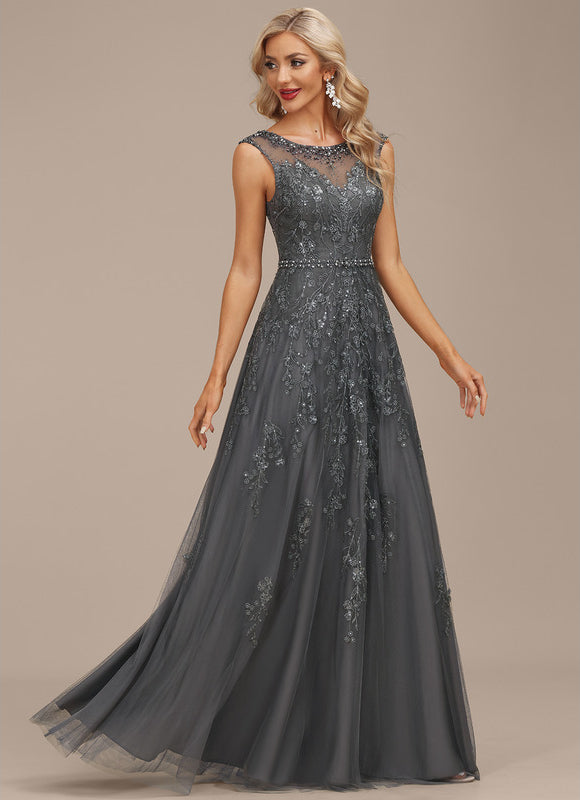 Robe de Soirée Élégance Argentée - gallery 1