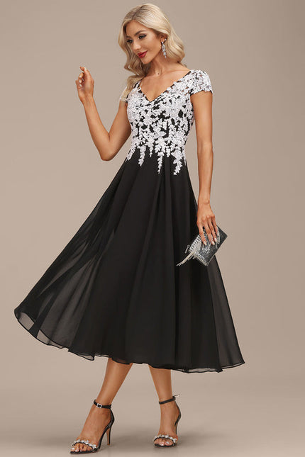 Robe de Soirée Longue Noire Et Blanche Dentelle Mousseline - gallery 2