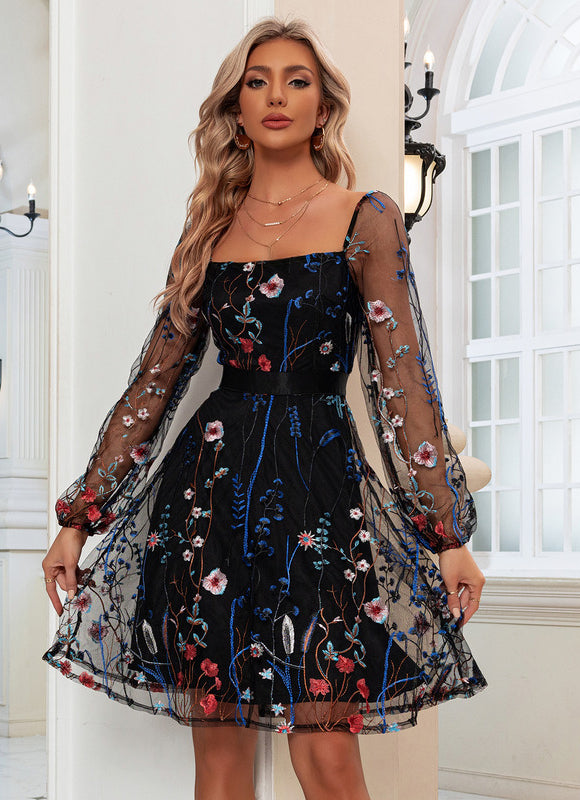 Robe de Soirée Brodée Chic - gallery 3