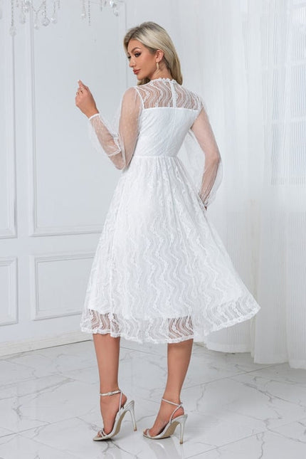 Robe De Soirée En Dentelle Classe Chic Et Glamour - gallery 2