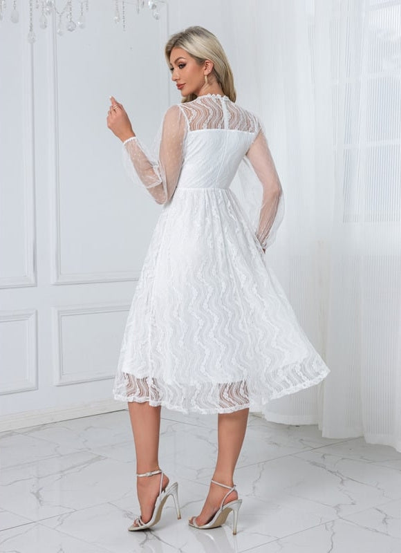 Robe De Soirée En Dentelle Classe Chic Et Glamour - gallery 2