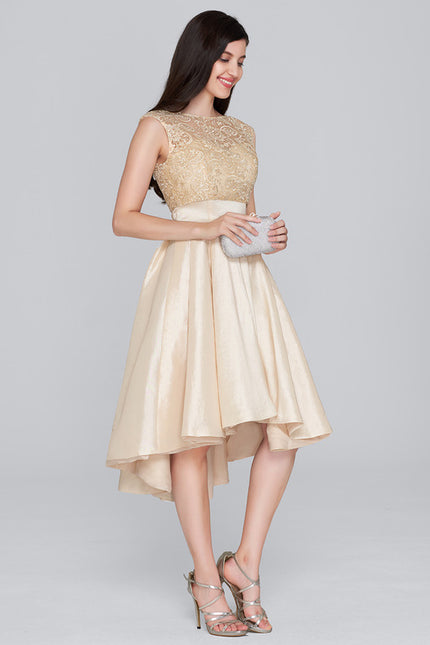 Robe de Soirée Éclat Doré Flottant - gallery 1