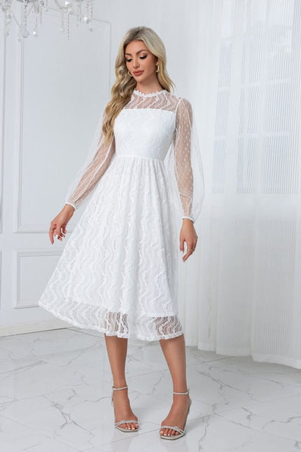 Robe De Soirée En Dentelle Classe Chic Et Glamour - gallery 5