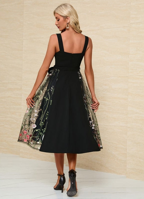 Robe de Soirée Élégante Brodée - gallery 1
