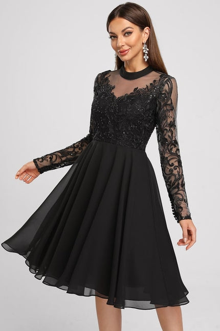 Robe de Soirée Capeline Élégante