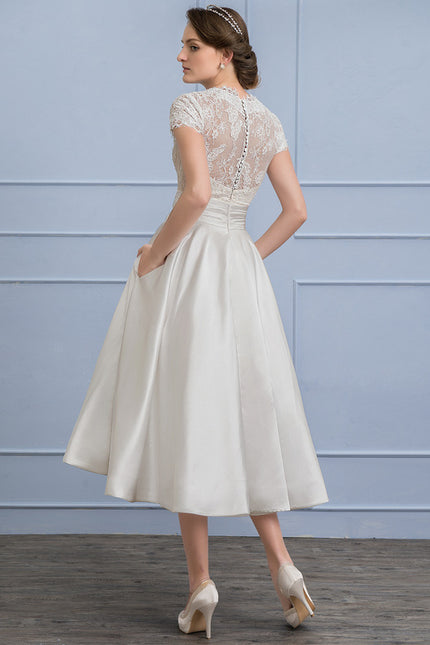 Robe de Soirée Longue Blanche En Satin Et Dentelle - gallery 1