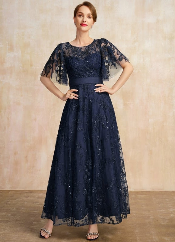 Robe de Soirée Élégance Marine Dentelle